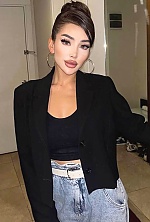 Ukrainian mail order bride Asem from Almaty with black hair and brown eye color - image 9