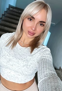 Anna, 28 y.o. from Kyiv, Ukraine