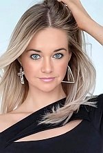 Ukrainian mail order bride Kateryna from Kyiv with blonde hair and green eye color - image 16