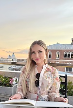 Ukrainian mail order bride Natalia from Athens with light brown hair and green eye color - image 6
