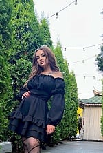 Ukrainian mail order bride Daria from Khmelnytskyi with light brown hair and grey eye color - image 2