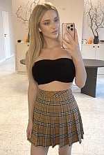 Ukrainian mail order bride Kseniia from Warsaw with blonde hair and green eye color - image 8