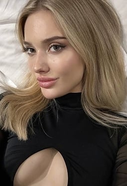 Kseniia, 19 y.o. from Warsaw, Poland