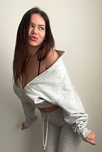 Ukrainian mail order bride Maryna from Kyiv with brunette hair and green eye color - image 3