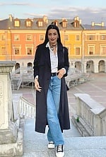 Ukrainian mail order bride Yuliia from Warsaw with brunette hair and brown eye color - image 11