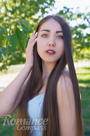 Ukrainian mail order bride Kristina from Zaporizhzhya with light brown hair and brown eye color - image 1