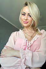 Ukrainian mail order bride Julia from Pavlohrad with blonde hair and brown eye color - image 6