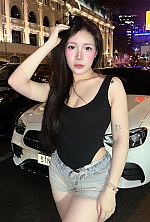 Ukrainian mail order bride Pham from Ho Chi Minh City with brunette hair and brown eye color - image 10