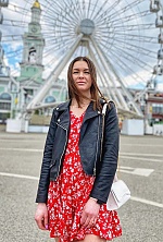 Ukrainian mail order bride Yulia from Kyiv with brunette hair and grey eye color - image 3