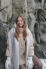 Ukrainian mail order bride Anna from Lviv with light brown hair and grey eye color - image 7