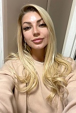 Ukrainian mail order bride Anastasia from Kropyvnytskyi with blonde hair and green eye color - image 2