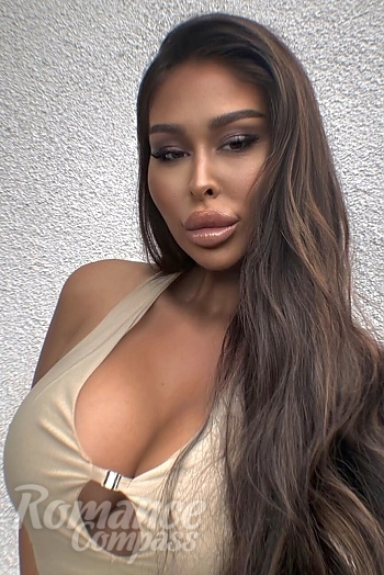 Ukrainian mail order bride Teodora from Berlin with light brown hair and brown eye color - image 1