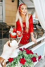 Ukrainian mail order bride Olga from Lviv with blonde hair and green eye color - image 8