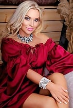 Ukrainian mail order bride Olga from Lviv with blonde hair and green eye color - image 3