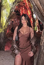 Ukrainian mail order bride Laura from Brasília with black hair and brown eye color - image 2