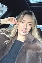 Ukrainian mail order bride Maria from Rome with blonde hair and brown eye color - image 15
