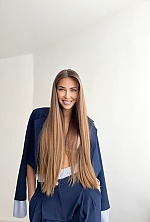 Ukrainian mail order bride Alina from Odesa with light brown hair and green eye color - image 3
