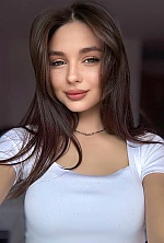 Ukrainian mail order bride Anhelina from Ivano-Frankivsk with brunette hair and brown eye color - image 10