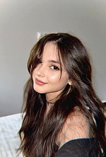 Ukrainian mail order bride Anhelina from Ivano-Frankivsk with brunette hair and brown eye color - image 3