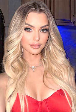 Sofiia, 21 y.o. from Kyiv, Ukraine