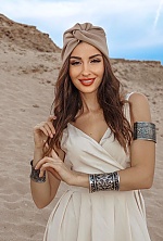 Ukrainian mail order bride Victoria from Uman with brunette hair and green eye color - image 9
