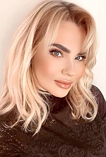 Ukrainian mail order bride Lyudmila from Paris with blonde hair and green eye color - image 3