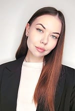 Ukrainian mail order bride Diana from Mykolaiv with light brown hair and grey eye color - image 2