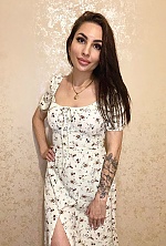 Ukrainian mail order bride Alona from Kryvyi Rih with black hair and brown eye color - image 5