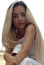 Ukrainian mail order bride Natalia from Los Angeles with blonde hair and grey eye color - image 6