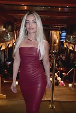 Ukrainian mail order bride Natalia from Los Angeles with blonde hair and grey eye color - image 3