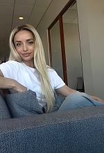 Ukrainian mail order bride Natalia from Los Angeles with blonde hair and grey eye color - image 5