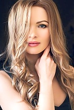 Ukrainian mail order bride Maryna from Rome with blonde hair and blue eye color - image 3