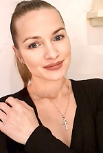 Ukrainian mail order bride Maryna from Rome with blonde hair and blue eye color - image 2