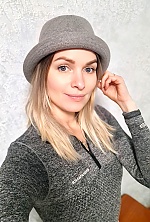 Ukrainian mail order bride Maryna from Rome with blonde hair and blue eye color - image 6
