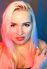 Ukrainian mail order bride Maryna from Rome with blonde hair and blue eye color - image 12