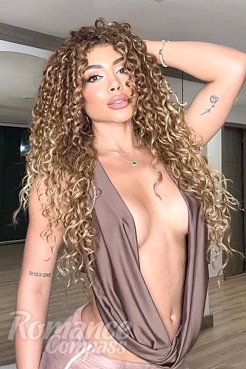 Ukrainian mail order bride Jenifer from Medellín with blonde hair and brown eye color - image 1