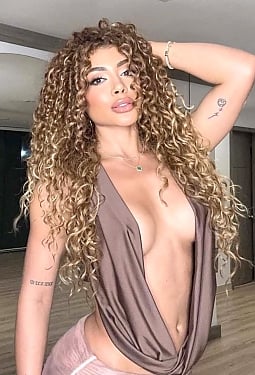Jenifer, 29 y.o. from Medellín, Colombia
