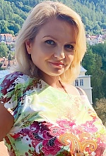 Ukrainian mail order bride Alla from Odesa with blonde hair and green eye color - image 2