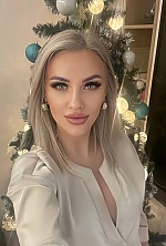 Ukrainian mail order bride Svetlana from Vinnytsia with blonde hair and green eye color - image 9