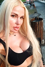 Ukrainian mail order bride Natalia from Warsaw with blonde hair and hazel eye color - image 3