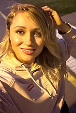 Ukrainian mail order bride Yuliia from Sumy with blonde hair and green eye color - image 5