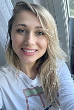 Ukrainian mail order bride Yuliia from Sumy with blonde hair and green eye color - image 4