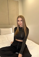 Ukrainian mail order bride Katerina from Lviv with brunette hair and blue eye color - image 8