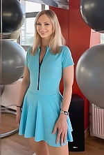 Ukrainian mail order bride Yulia from Gdynia with blonde hair and green eye color - image 4