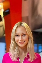 Ukrainian mail order bride Yulia from Gdynia with blonde hair and green eye color - image 3