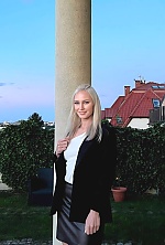 Ukrainian mail order bride Yulia from Gdynia with blonde hair and green eye color - image 6
