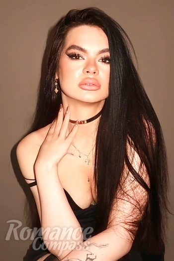 Ukrainian mail order bride Anastasia from Dublin with black hair and brown eye color - image 1