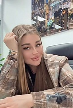 Ukrainian mail order bride Olena from Odesa with light brown hair and green eye color - image 16