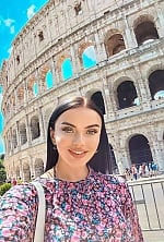 Ukrainian mail order bride Yulia from Vinnytsia with brunette hair and grey eye color - image 9