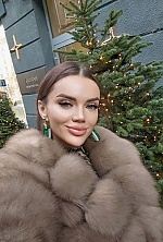 Ukrainian mail order bride Yulia from Vinnytsia with brunette hair and grey eye color - image 11